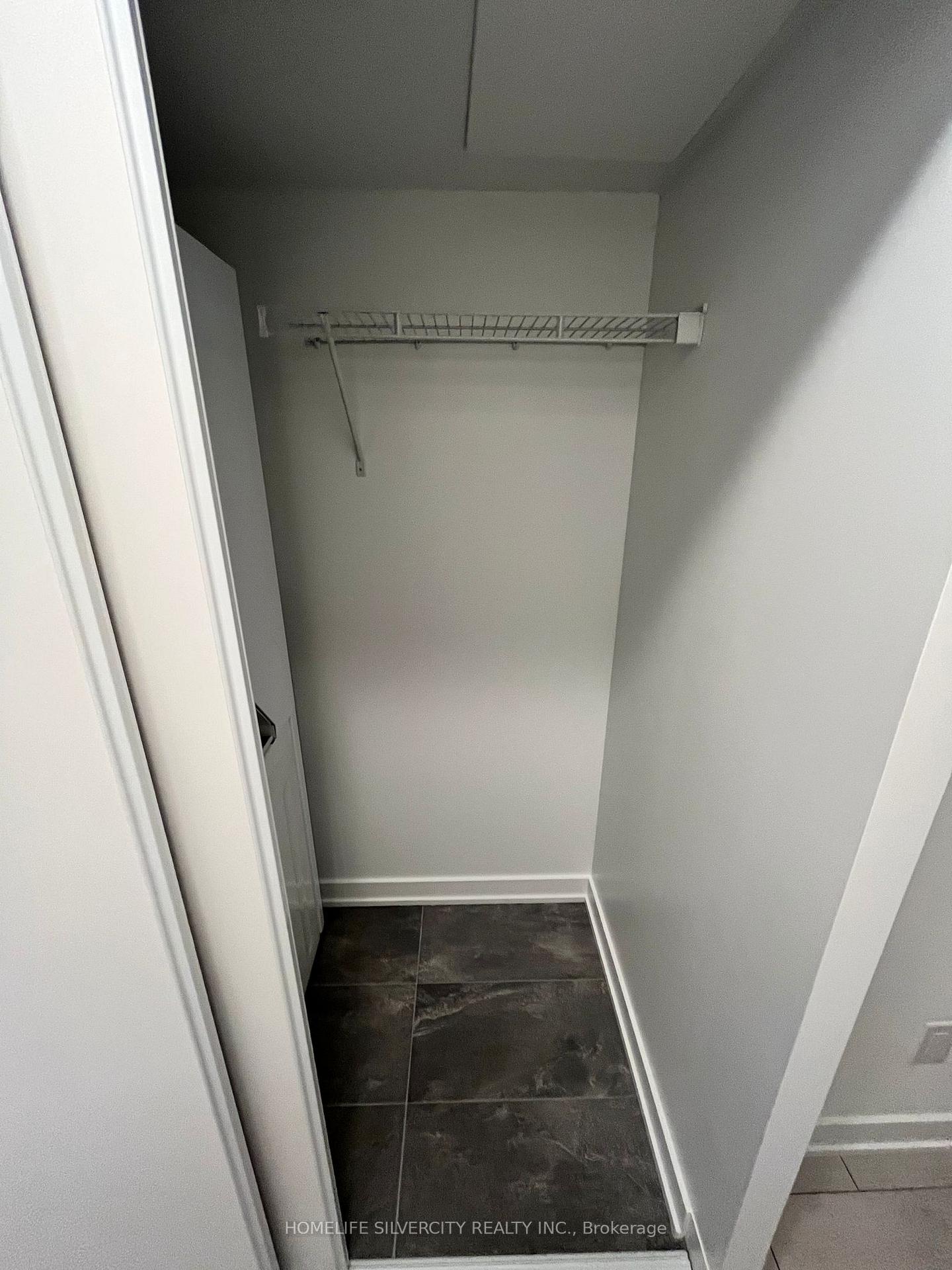 Photo 24 of Unit B617, 3200 Dakota Common, Burlington, Alton — HOMEH