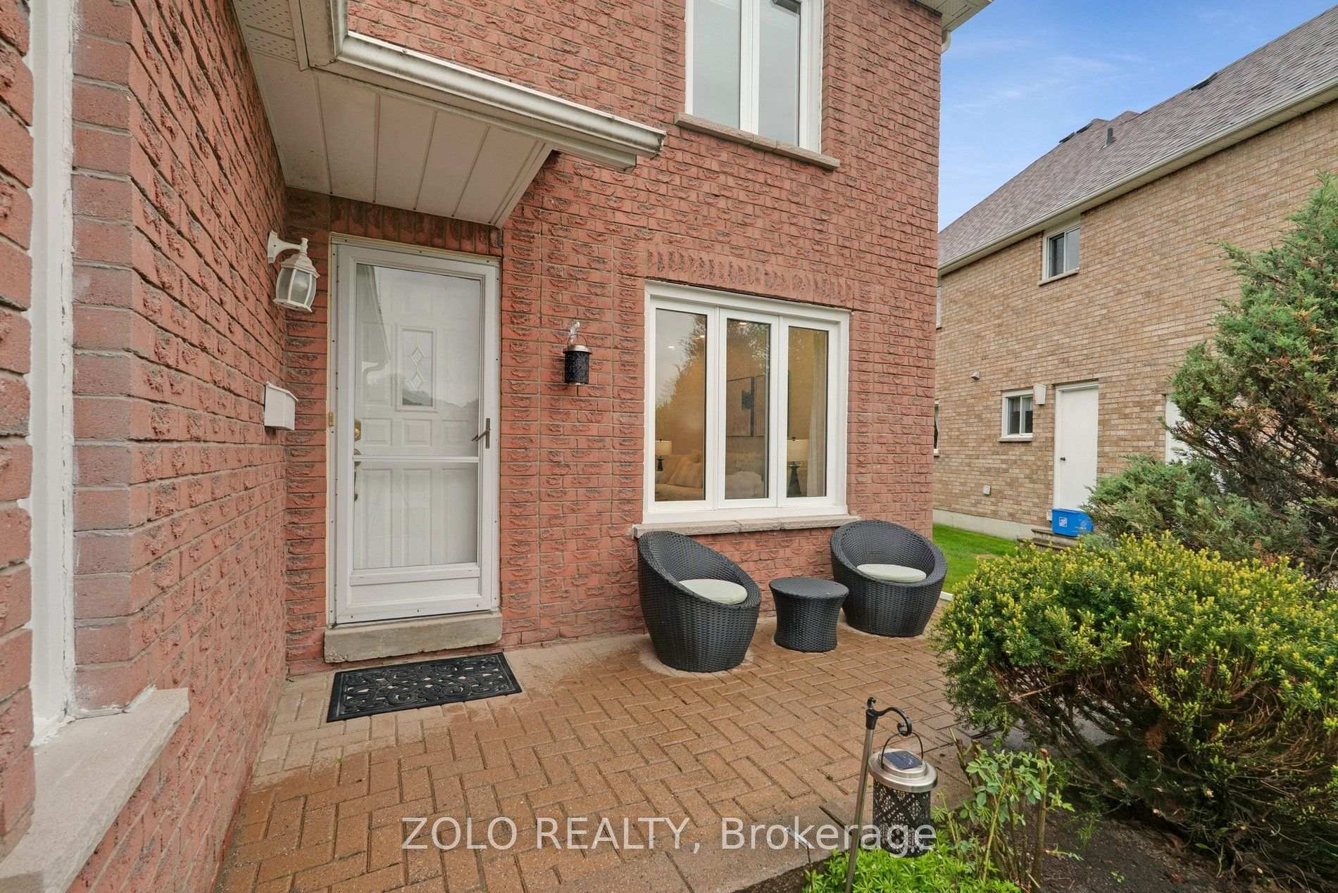 Photo 4 of 272 Elman Crescent, Newmarket, Bristol-London — HOMEH