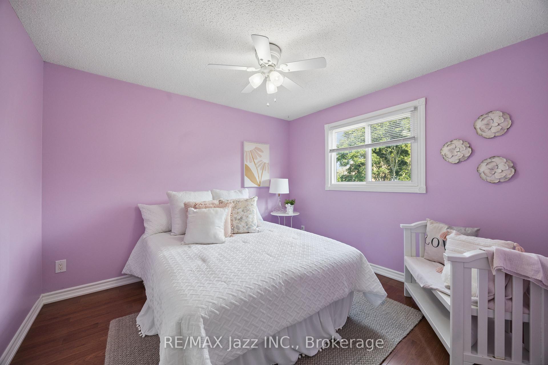 Photo 24 of 48 Butterfield Crescent, Whitby, Rolling Acres — HOMEH