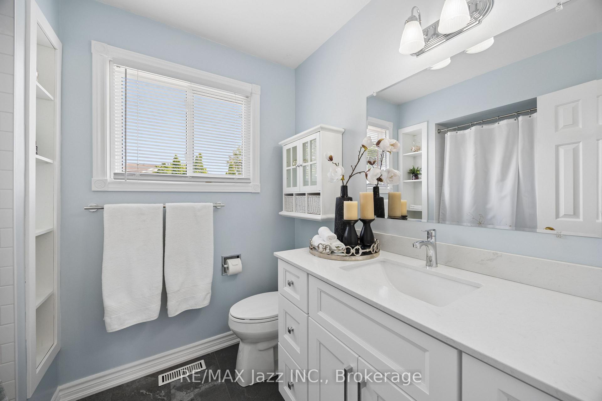 Photo 25 of 48 Butterfield Crescent, Whitby, Rolling Acres — HOMEH