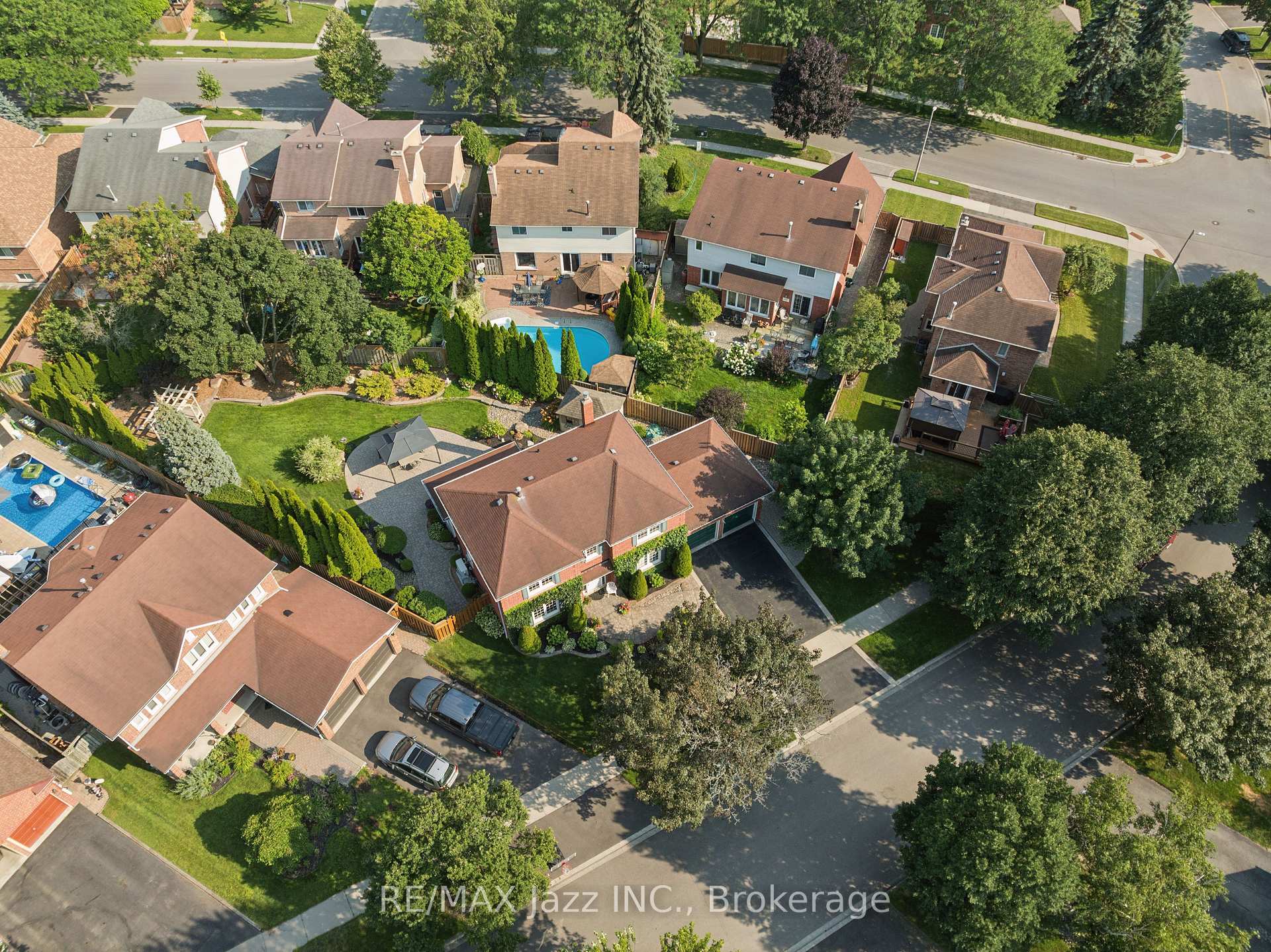 Photo 35 of 48 Butterfield Crescent, Whitby, Rolling Acres — HOMEH