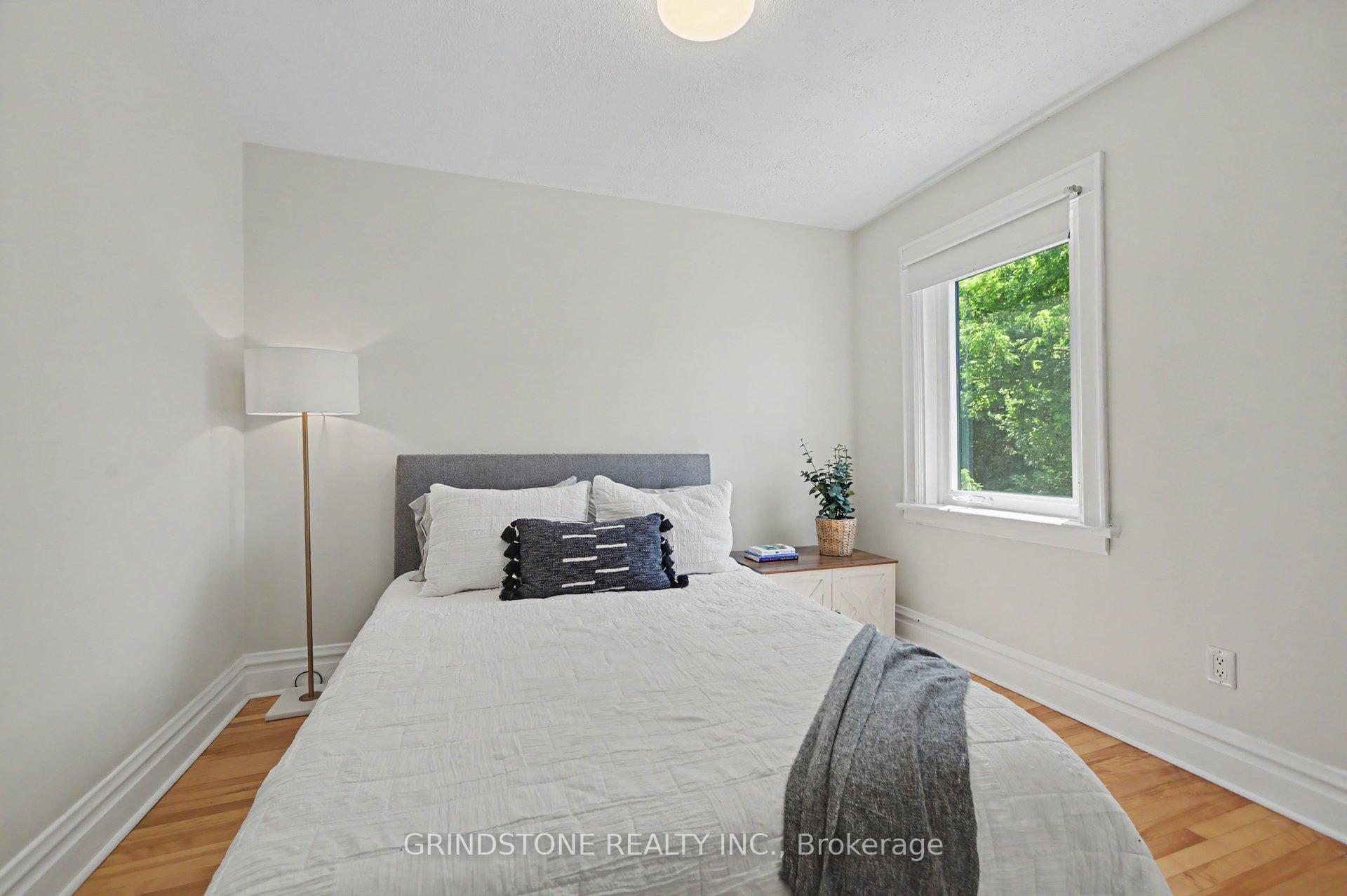 Photo 19 of 28 Railway Street, Ottawa, West Centre Town — HOMEH