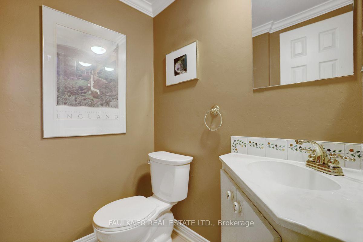 Photo 4 of 15 Hazel Street, Ottawa, Ottawa East — HOMEH