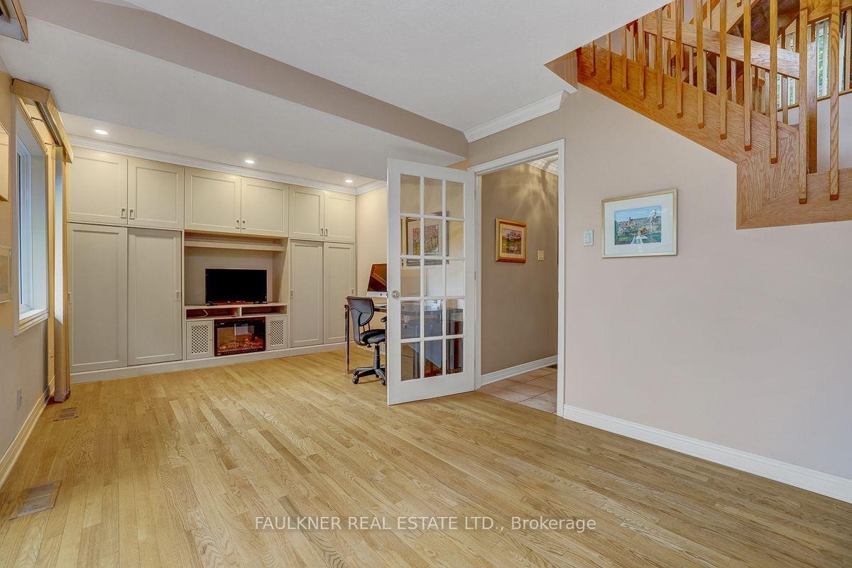 Photo 7 of 15 Hazel Street, Ottawa, Ottawa East — HOMEH