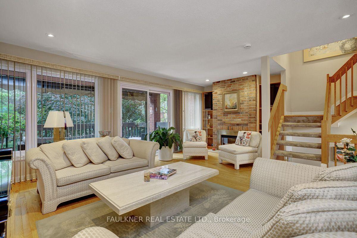 Photo 10 of 15 Hazel Street, Ottawa, Ottawa East — HOMEH
