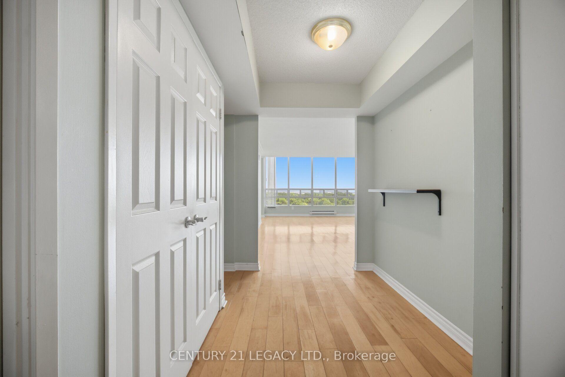 Photo 8 of Unit 1201, 320 Mill Street S, Brampton, Brampton South — HOMEH