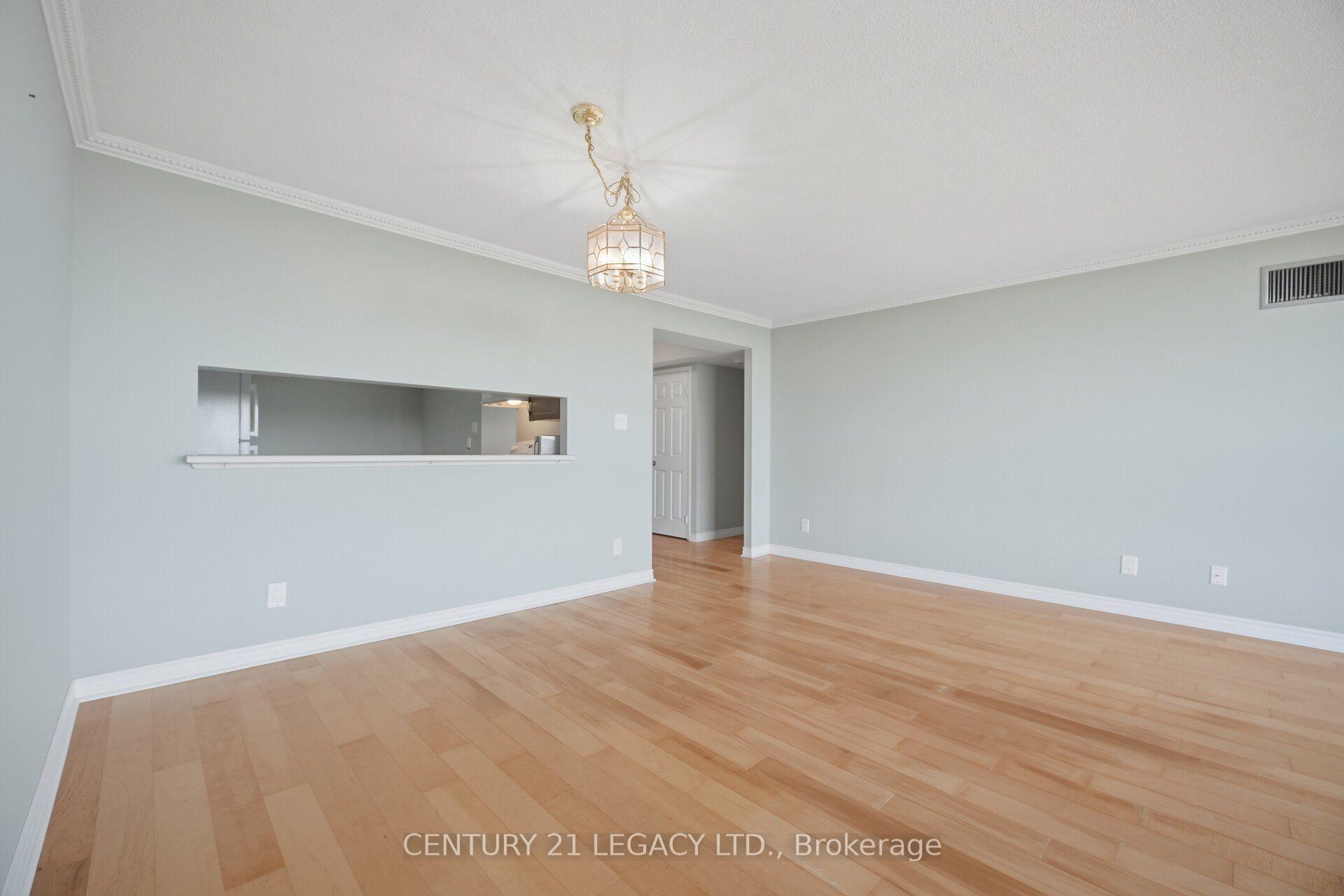 Photo 14 of Unit 1201, 320 Mill Street S, Brampton, Brampton South — HOMEH