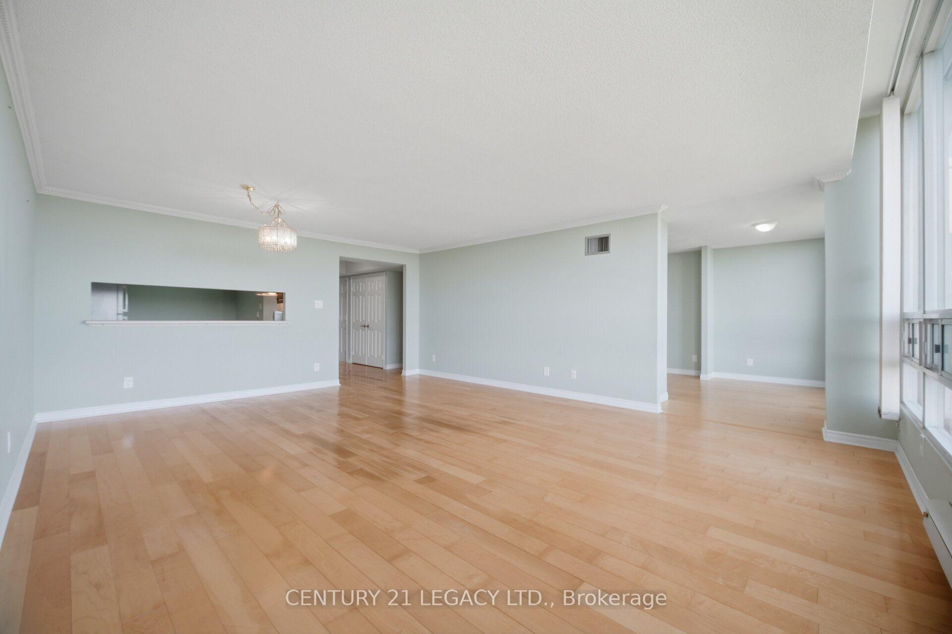 Photo 17 of Unit 1201, 320 Mill Street S, Brampton, Brampton South — HOMEH