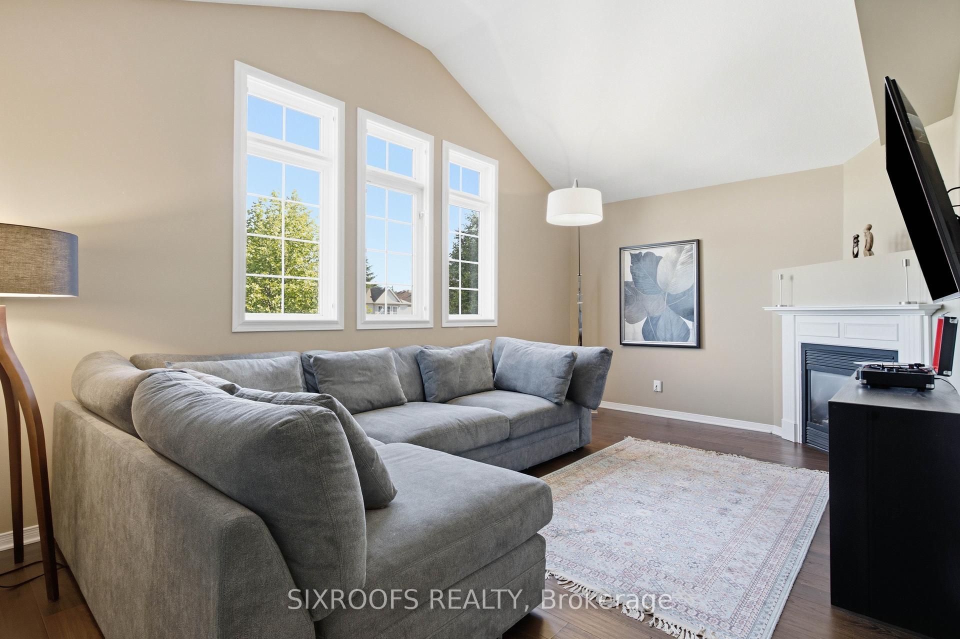Photo 24 of 414 Havendale Crescent, Waterloo, Columbia Forest — HOMEH