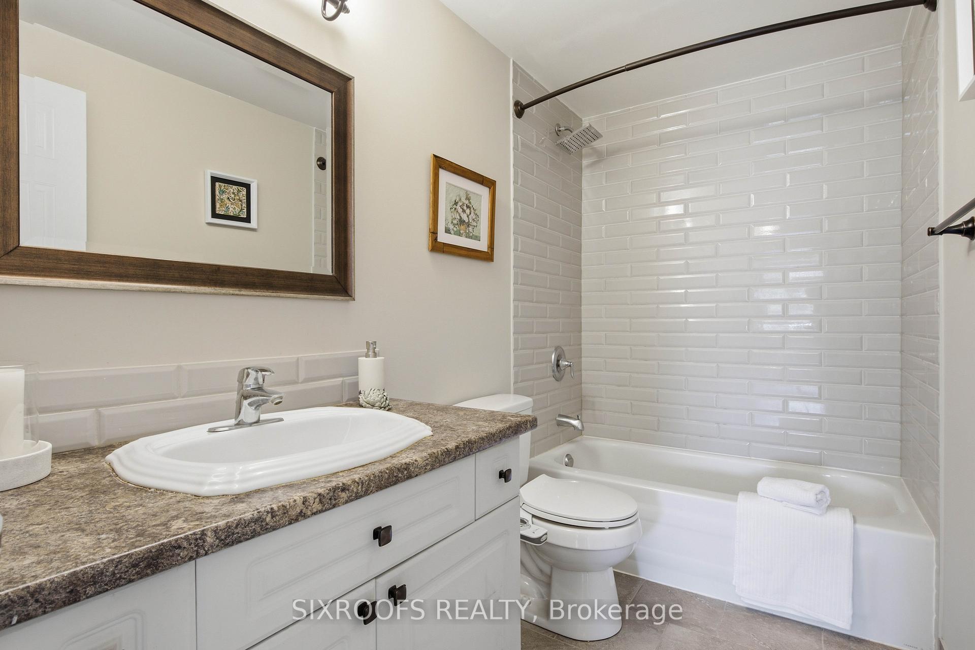Photo 36 of 414 Havendale Crescent, Waterloo, Columbia Forest — HOMEH