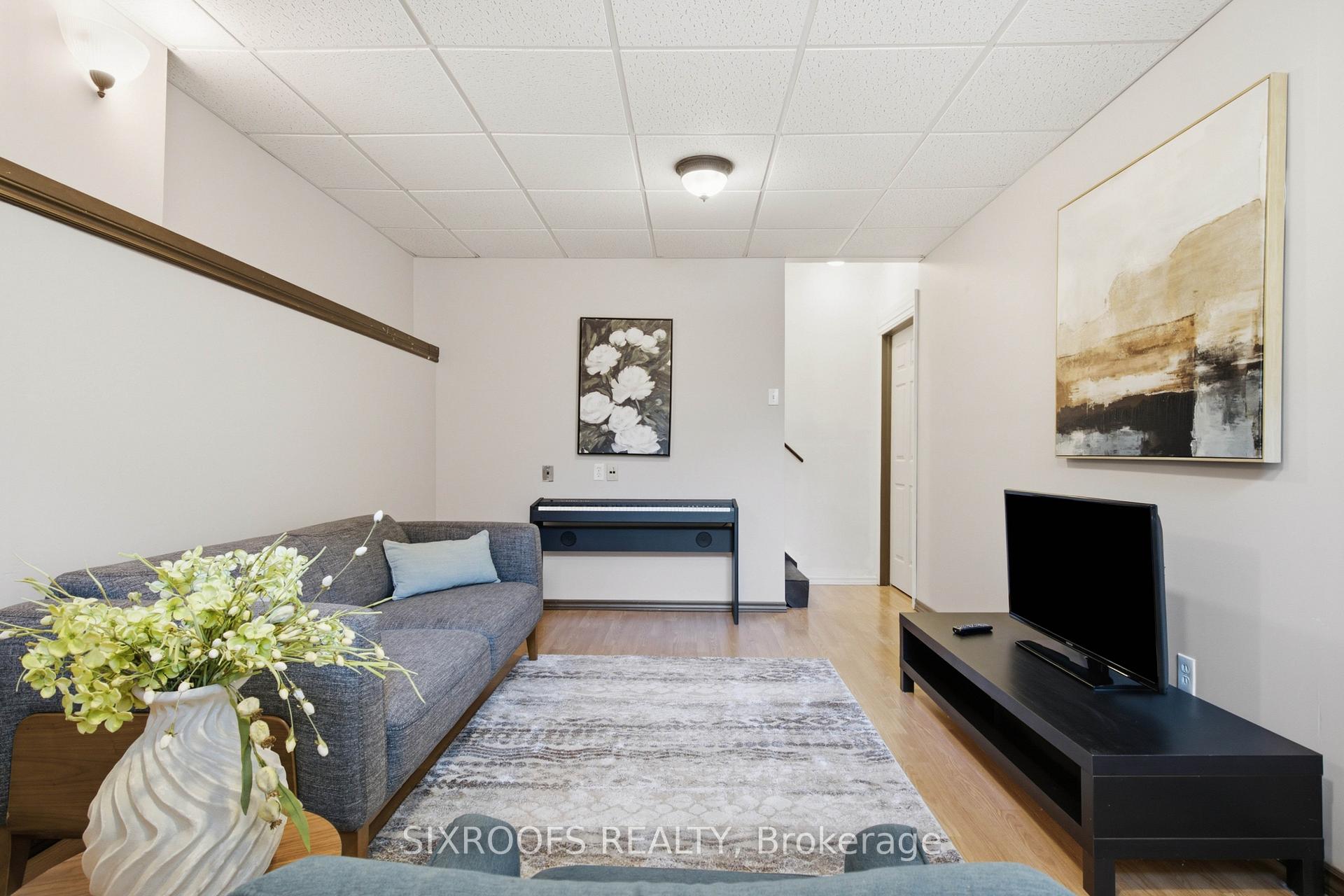 Photo 38 of 414 Havendale Crescent, Waterloo, Columbia Forest — HOMEH