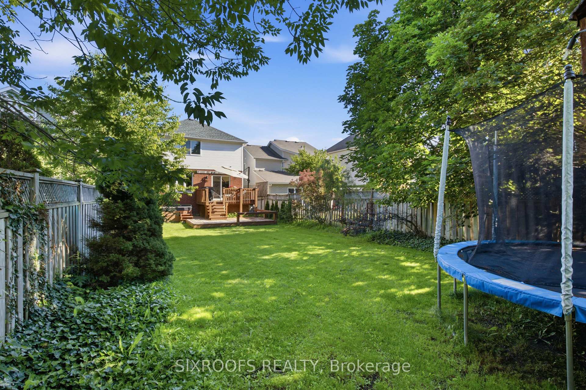 Photo 45 of 414 Havendale Crescent, Waterloo, Columbia Forest — HOMEH