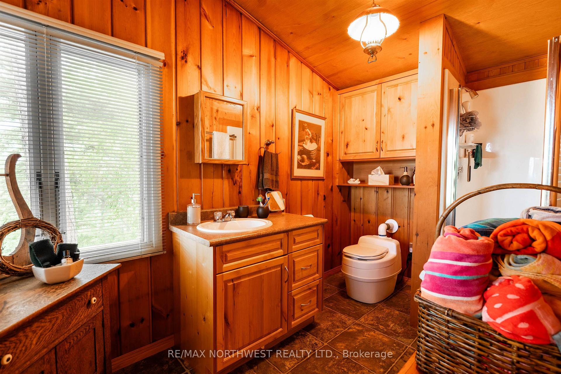 Photo 28 of FR 3 259A Inglis Lake Road, Kenora Remote Area, Lake of the Woods West — HOMEH