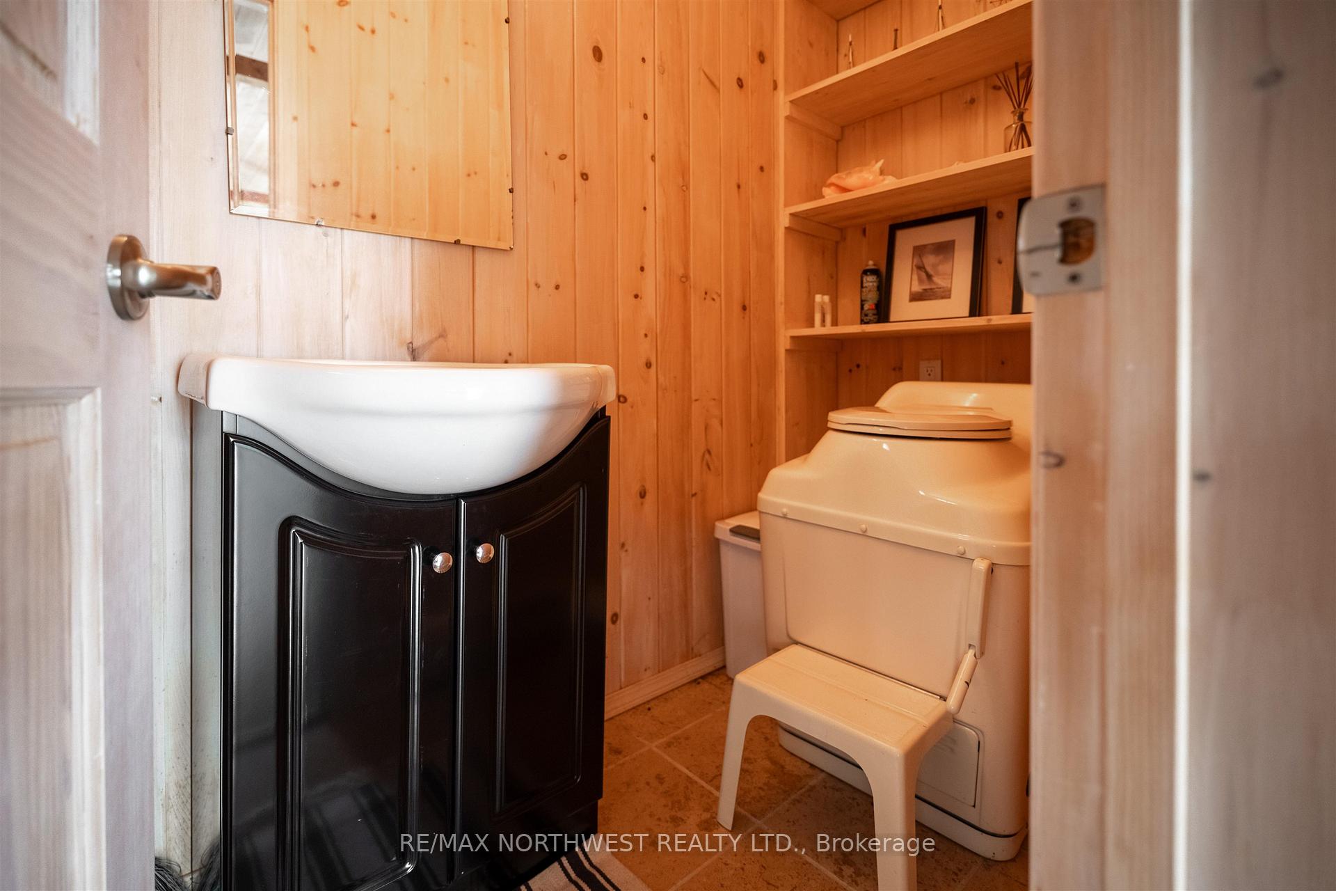 Photo 49 of FR 3 259A Inglis Lake Road, Kenora Remote Area, Lake of the Woods West — HOMEH