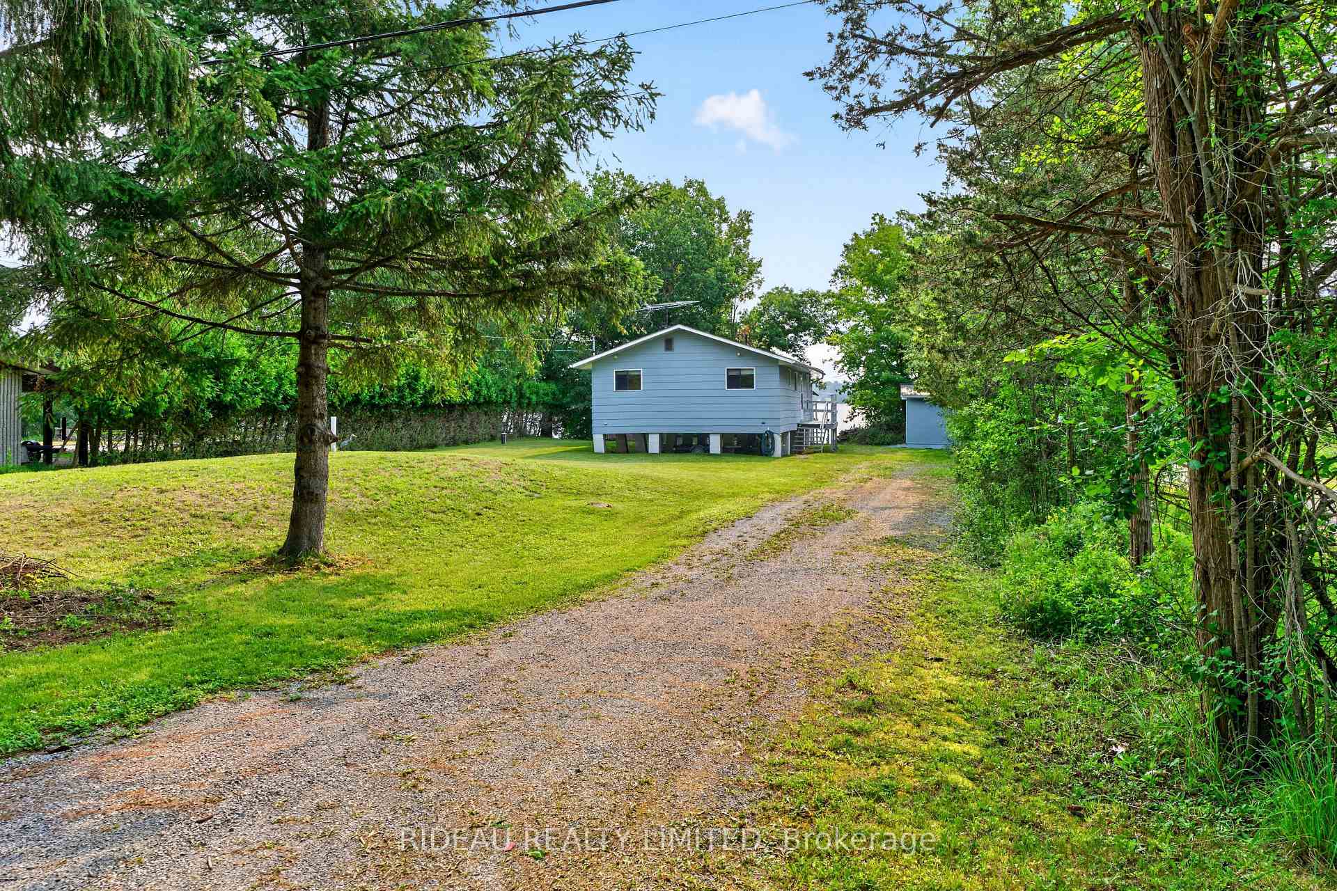 Photo 28 of 231 Mcbride Point Drive, Rideau Lakes, Rideau Lakes (North Crosby) Twp — HOMEH