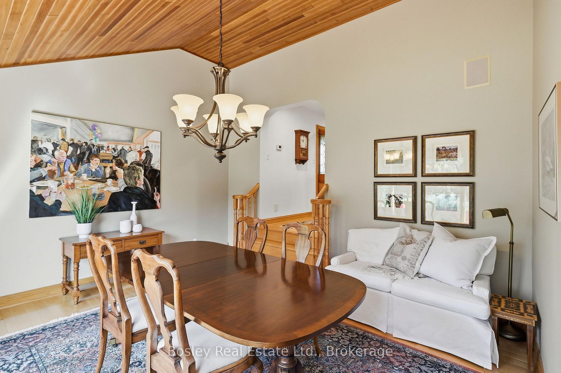 Photo 19 of 124 Bartlett Boulevard, Collingwood — HOMEH