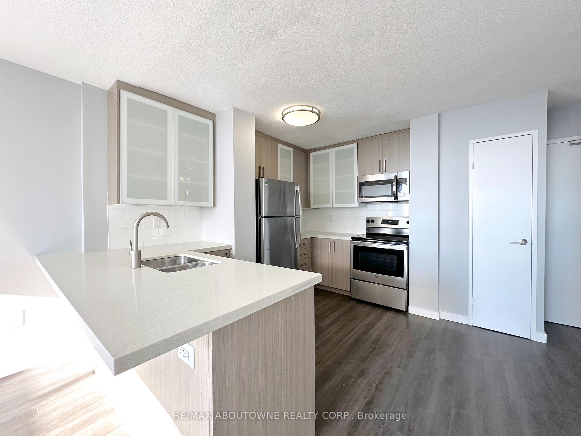 Photo 3 of Unit 1105, 2575 Danforth Avenue, Toronto, East End-Danforth — HOMEH