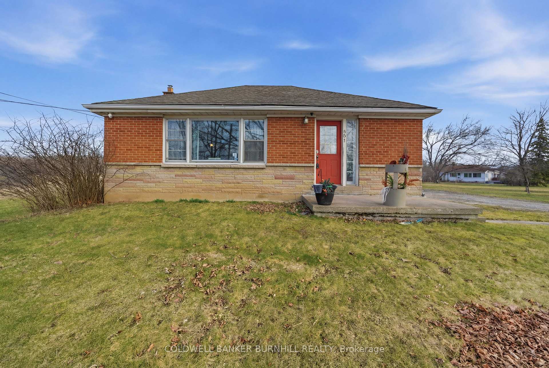 Photo 2 of 601 York Road, Hamilton, Pleasant View — HOMEH