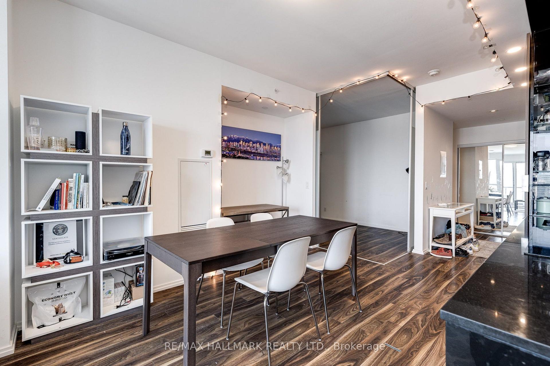 Photo 9 of Unit 3317, 70 Temperance Street, Toronto, Bay Street Corridor — HOMEH