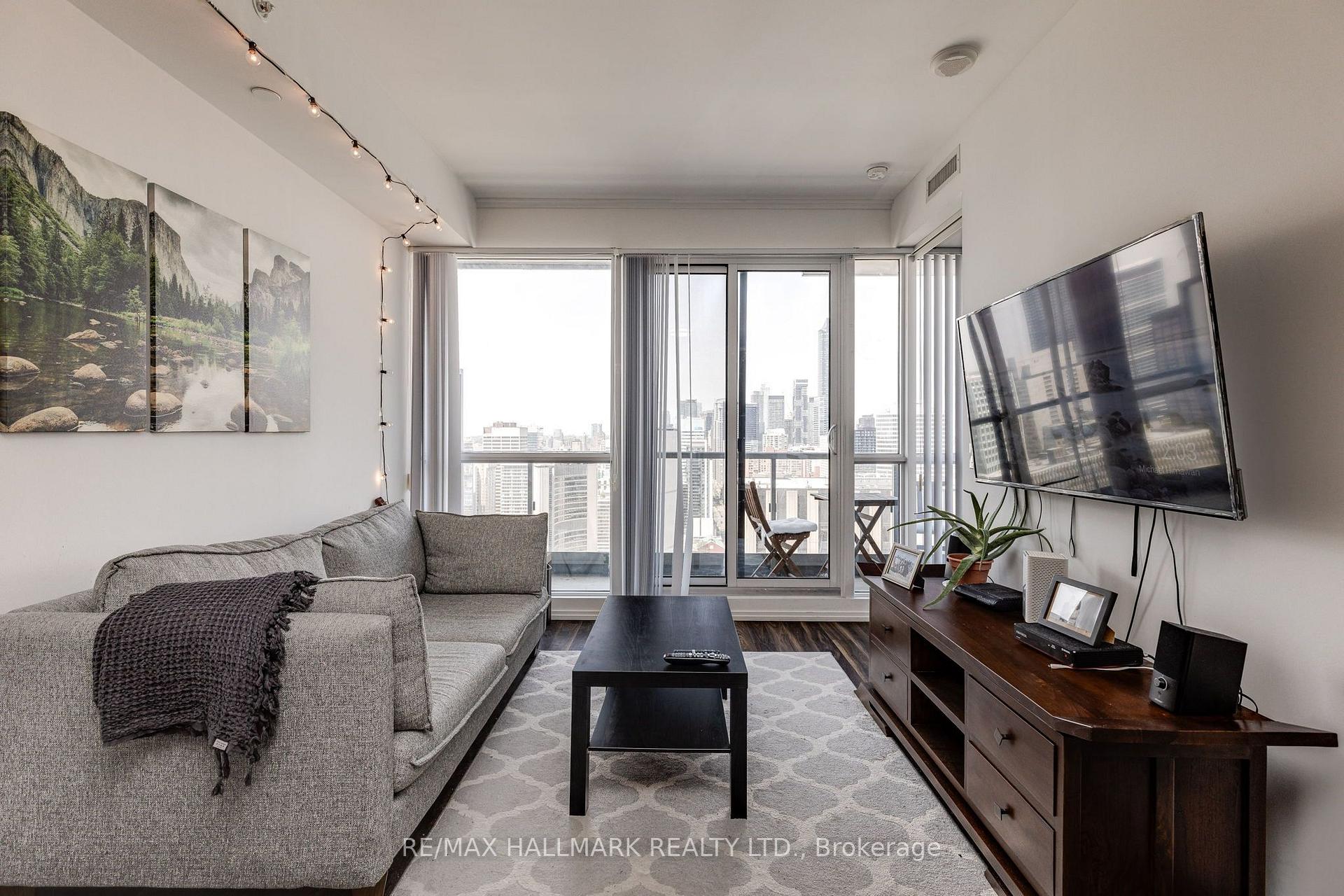 Photo 10 of Unit 3317, 70 Temperance Street, Toronto, Bay Street Corridor — HOMEH