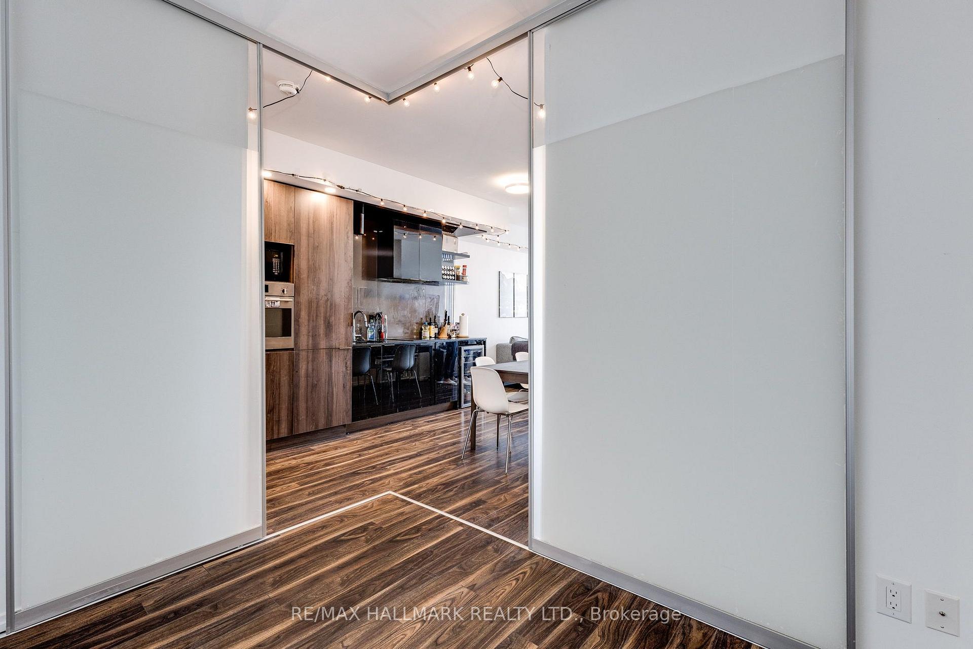 Photo 16 of Unit 3317, 70 Temperance Street, Toronto, Bay Street Corridor — HOMEH