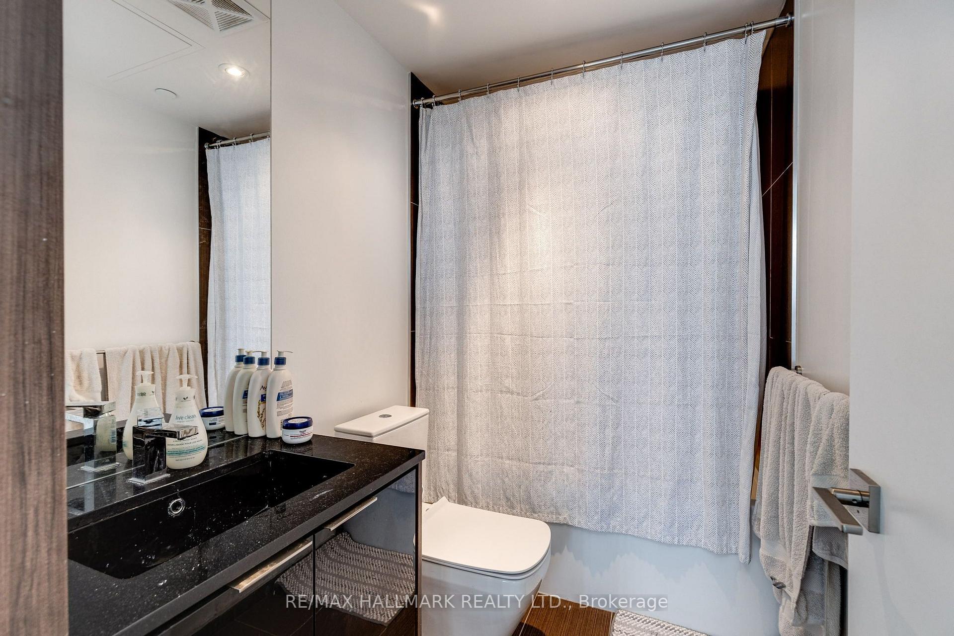 Photo 21 of Unit 3317, 70 Temperance Street, Toronto, Bay Street Corridor — HOMEH