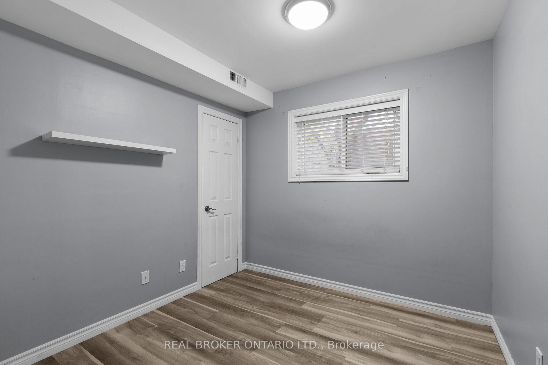 Photo 21 of 65 Ottaway Avenue, Barrie, Wellington — HOMEH