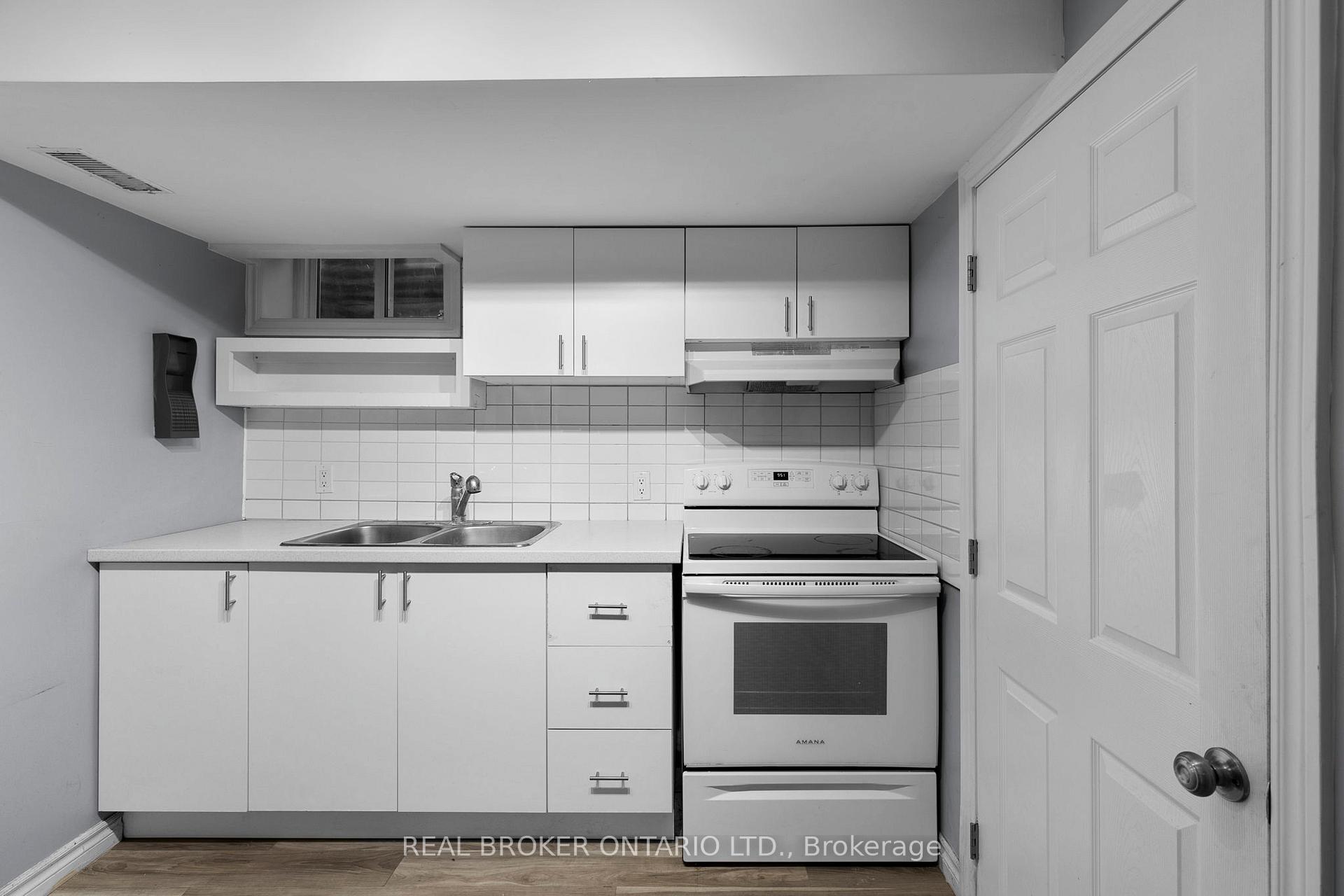 Photo 26 of 65 Ottaway Avenue, Barrie, Wellington — HOMEH