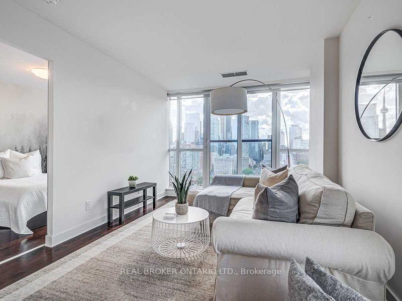 Photo 2 of Unit Uph13, 320 Richmond Street, Toronto, Moss Park — HOMEH
