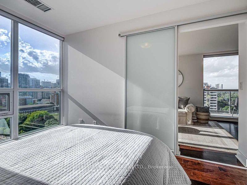 Photo 15 of Unit Uph13, 320 Richmond Street, Toronto, Moss Park — HOMEH