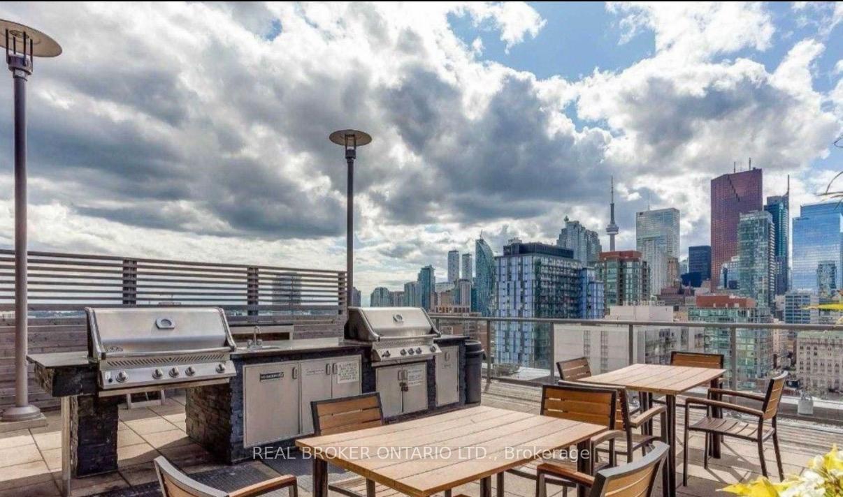 Photo 21 of Unit Uph13, 320 Richmond Street, Toronto, Moss Park — HOMEH