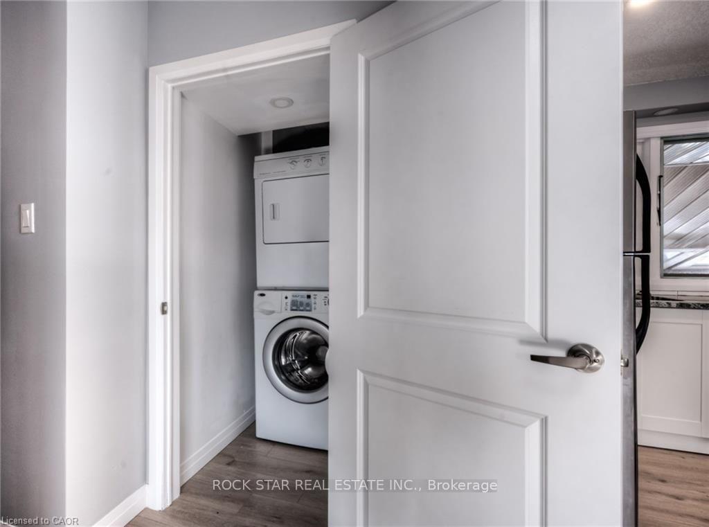 Photo 19 of 33 Ruskview Road, Kitchener, Forest Hill — HOMEH