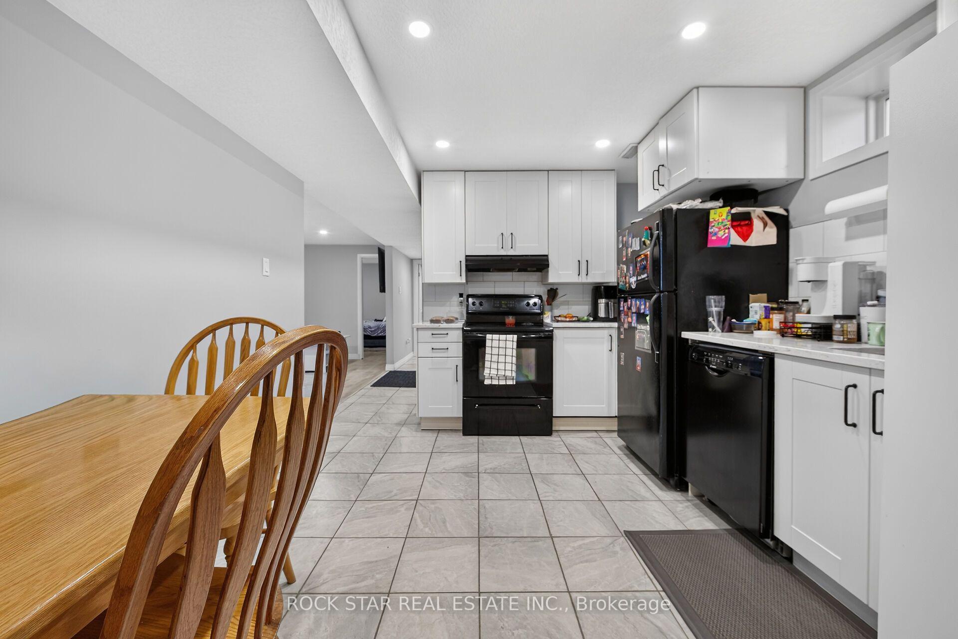 Photo 28 of 33 Ruskview Road, Kitchener, Forest Hill — HOMEH