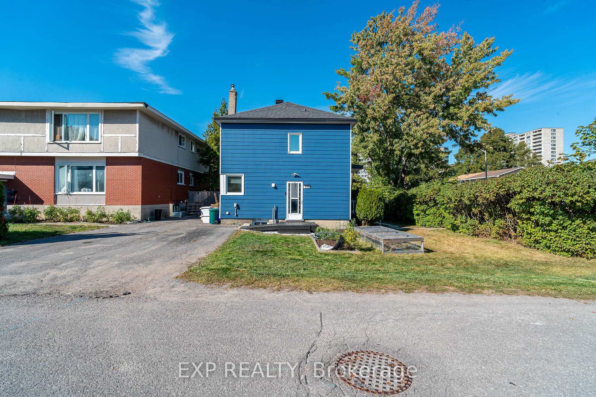 Photo 2 of 336 Poulin Avenue, Ottawa, Britannia — HOMEH
