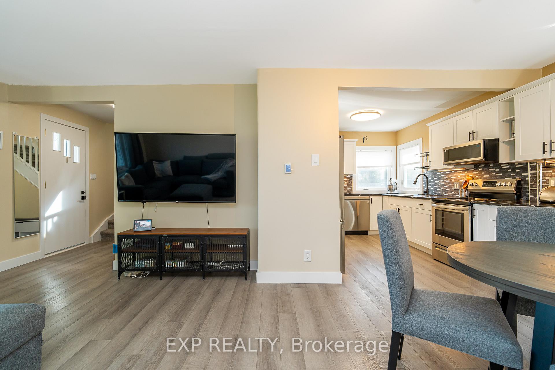 Photo 9 of 336 Poulin Avenue, Ottawa, Britannia — HOMEH