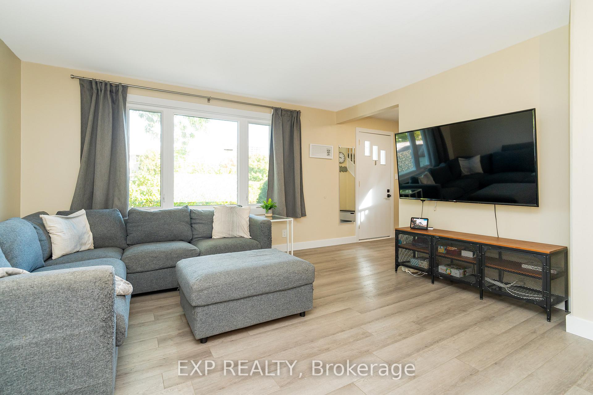 Photo 10 of 336 Poulin Avenue, Ottawa, Britannia — HOMEH