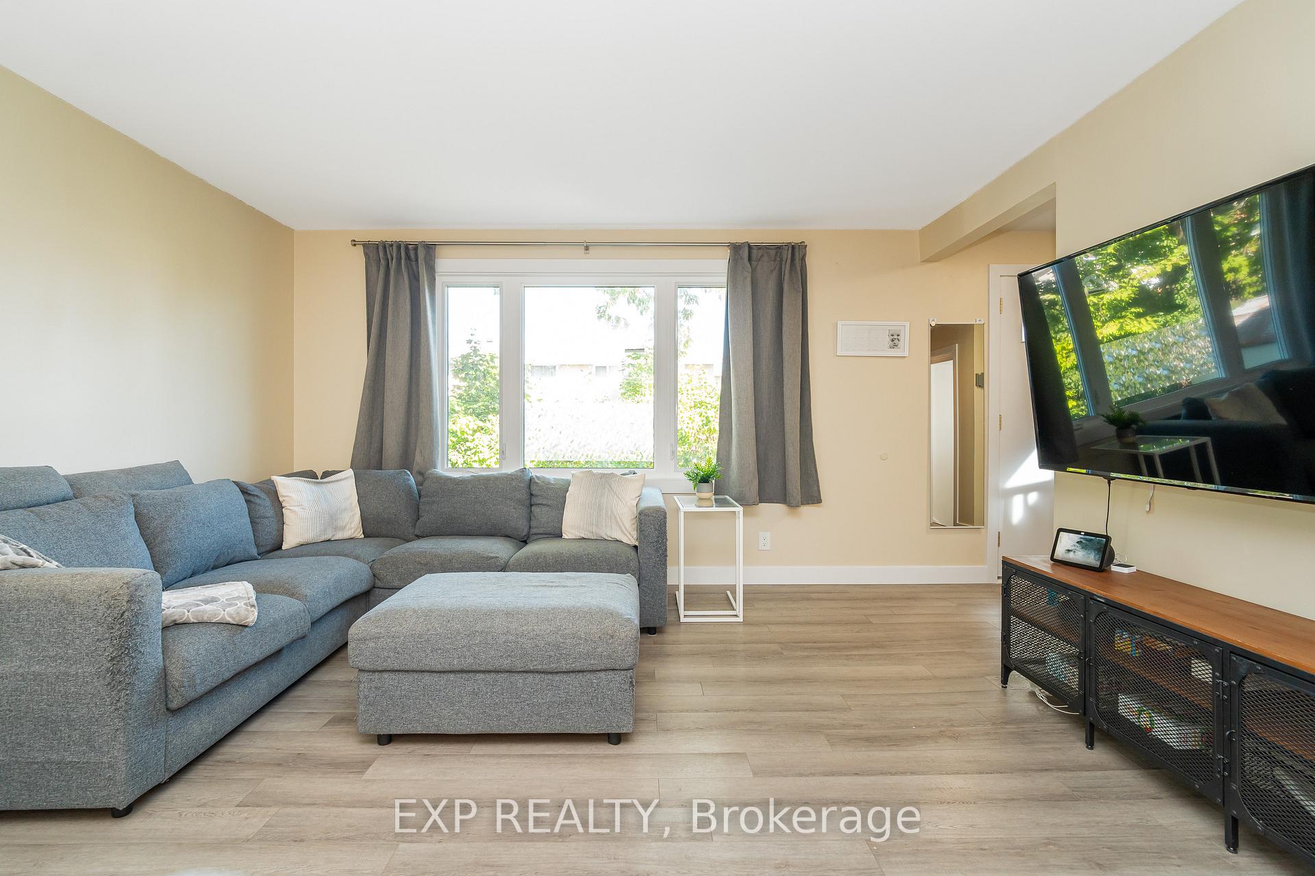 Photo 12 of 336 Poulin Avenue, Ottawa, Britannia — HOMEH