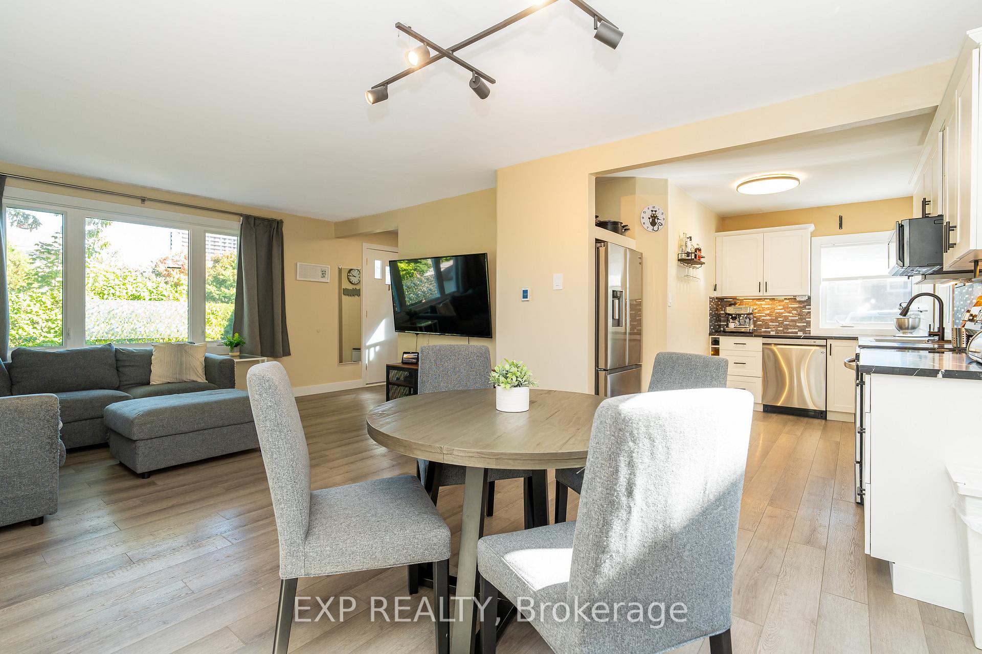Photo 14 of 336 Poulin Avenue, Ottawa, Britannia — HOMEH