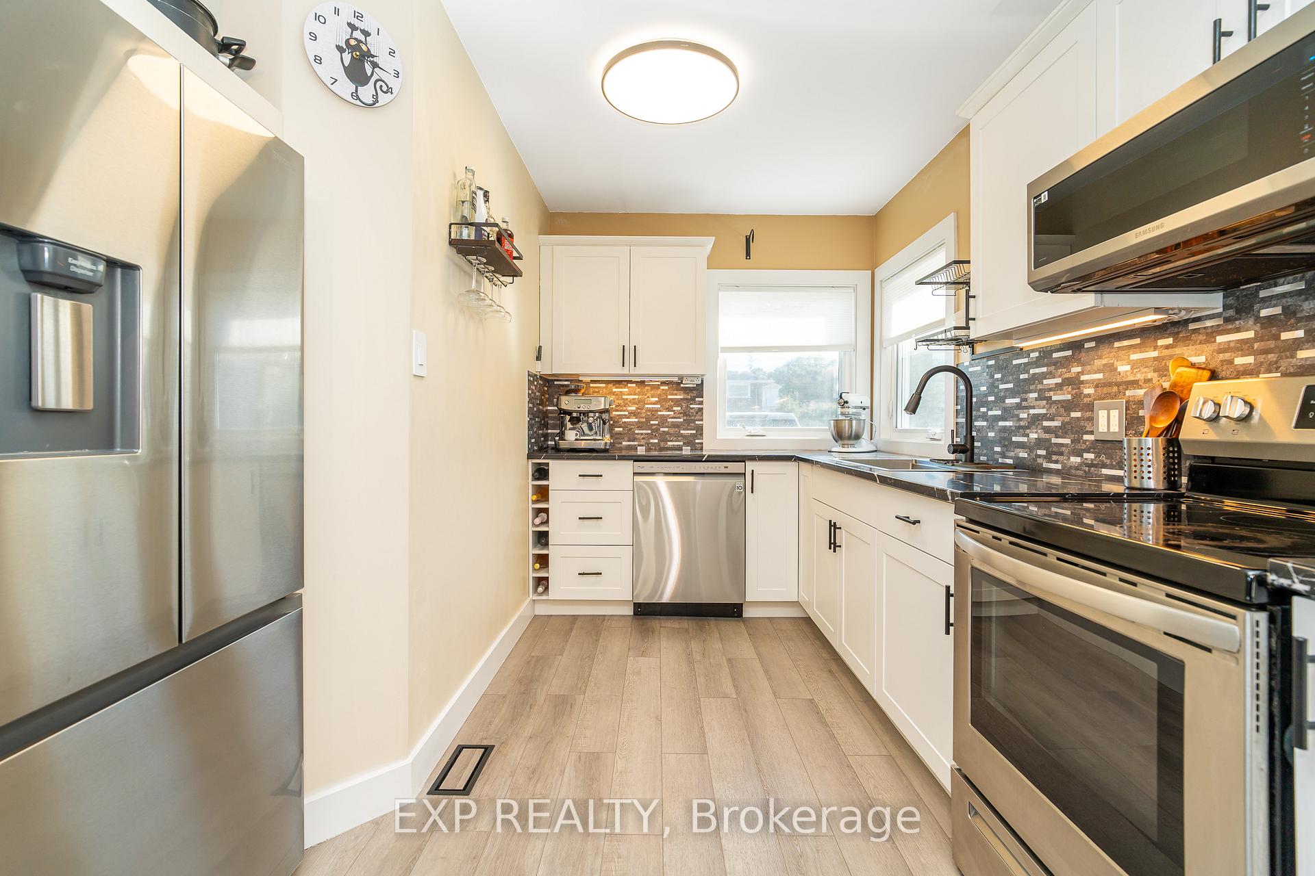 Photo 15 of 336 Poulin Avenue, Ottawa, Britannia — HOMEH