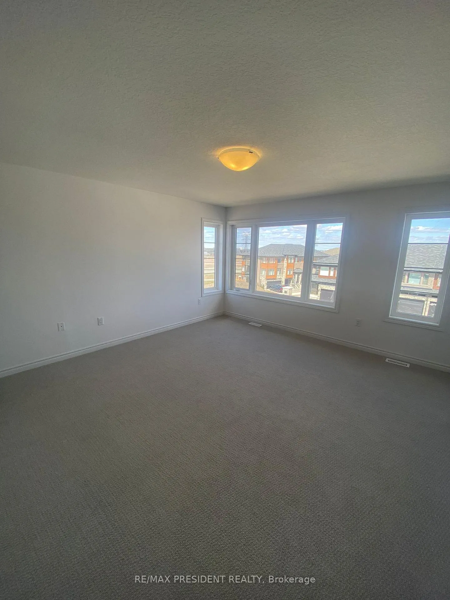 Photo 18 of Unit 79, 61 Soho Street, Hamilton, Stoney Creek Mountain — HOMEH