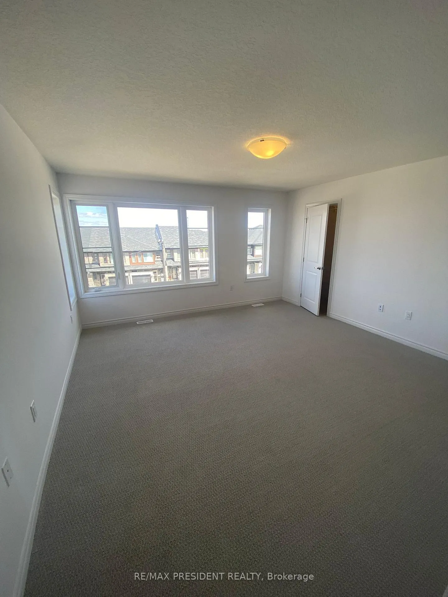 Photo 22 of Unit 79, 61 Soho Street, Hamilton, Stoney Creek Mountain — HOMEH