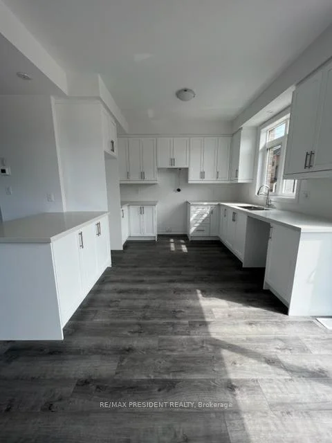 Photo 37 of Unit 79, 61 Soho Street, Hamilton, Stoney Creek Mountain — HOMEH