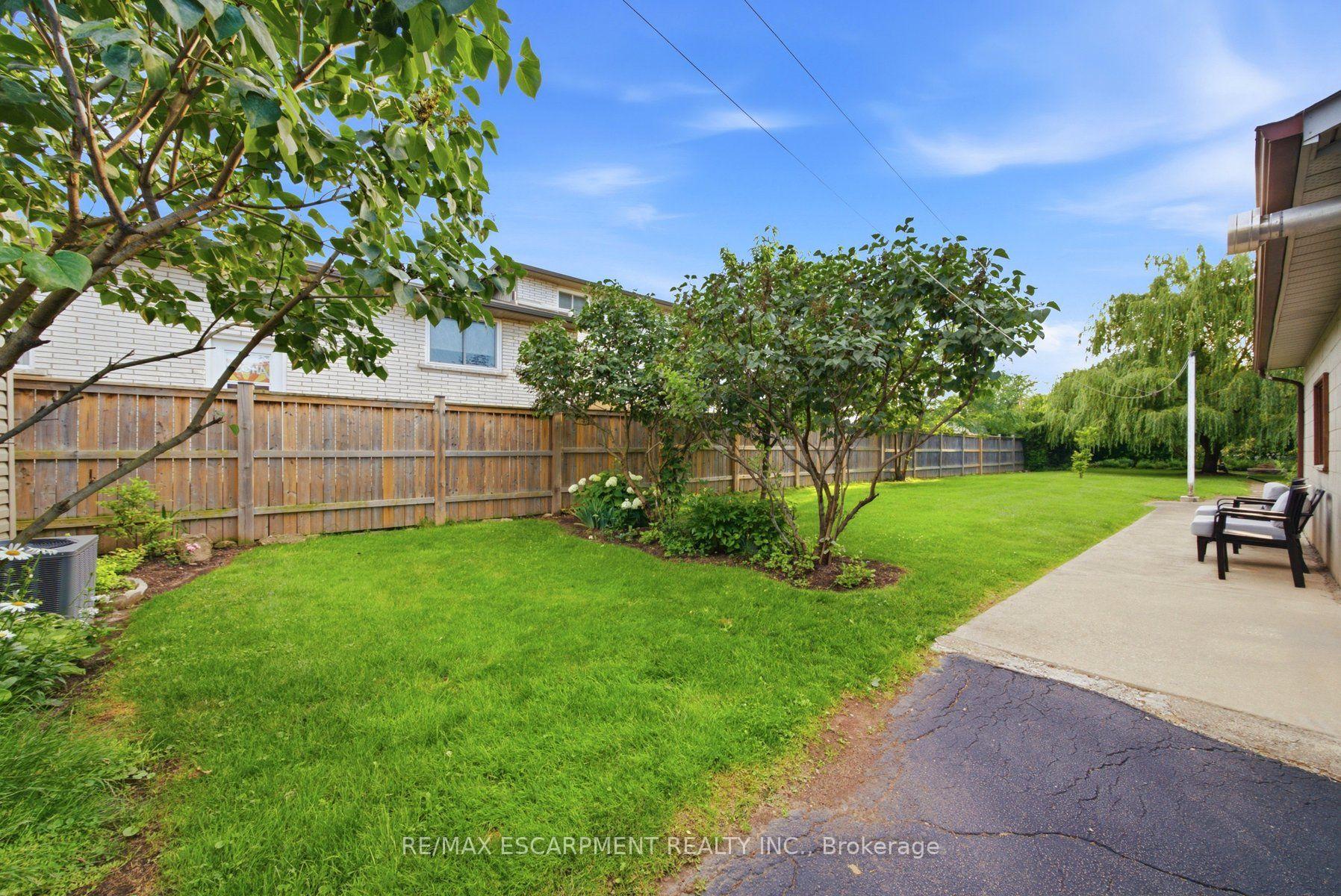 Photo 24 of 41 Worsley Road, Hamilton, Stoney Creek — HOMEH