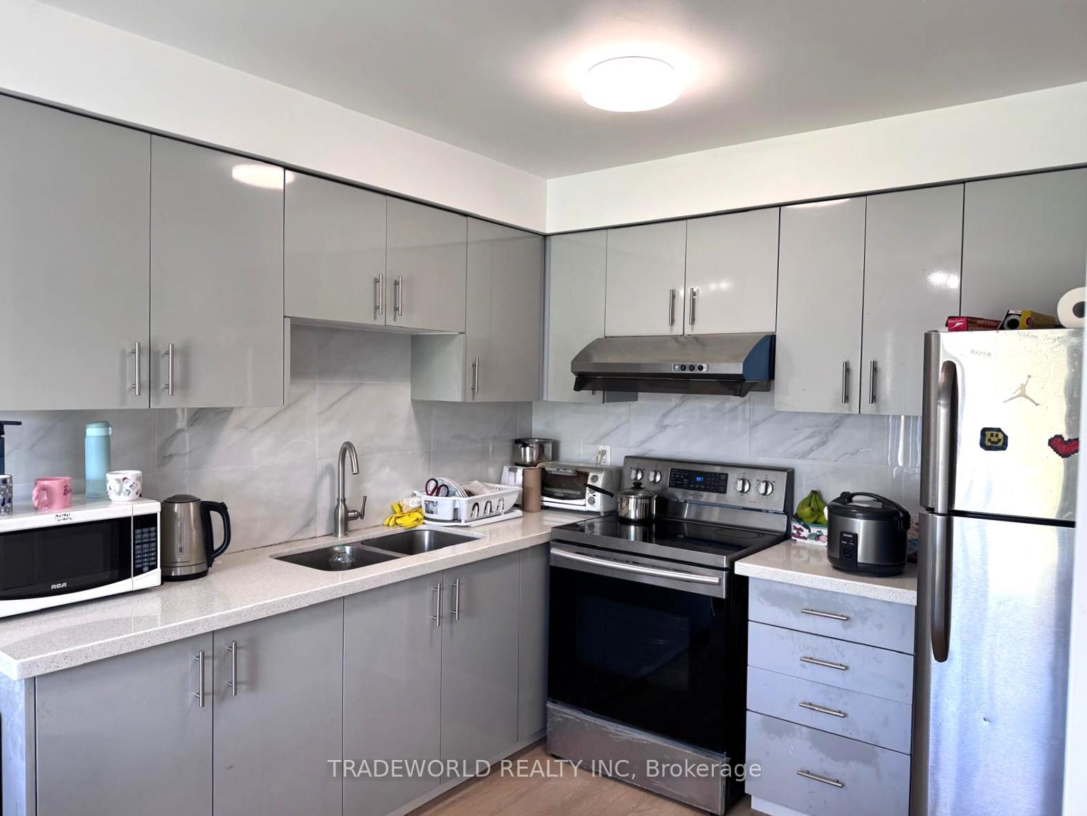 Photo 7 of 45 Trafford Crescent, Markham, Milliken Mills East — HOMEH