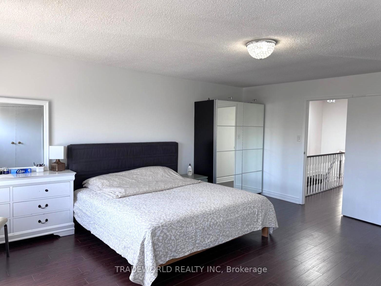 Photo 9 of 45 Trafford Crescent, Markham, Milliken Mills East — HOMEH