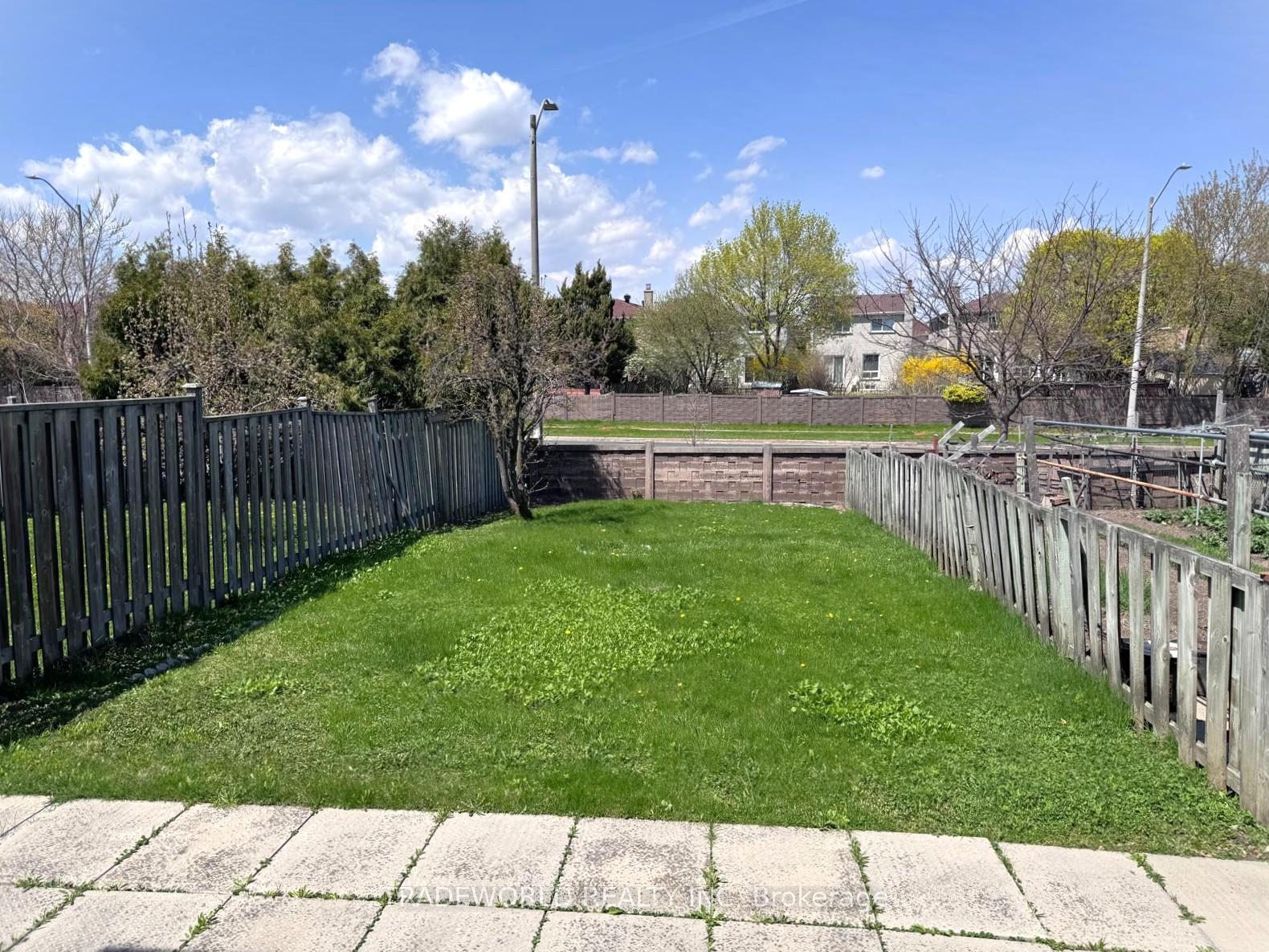 Photo 17 of 45 Trafford Crescent, Markham, Milliken Mills East — HOMEH