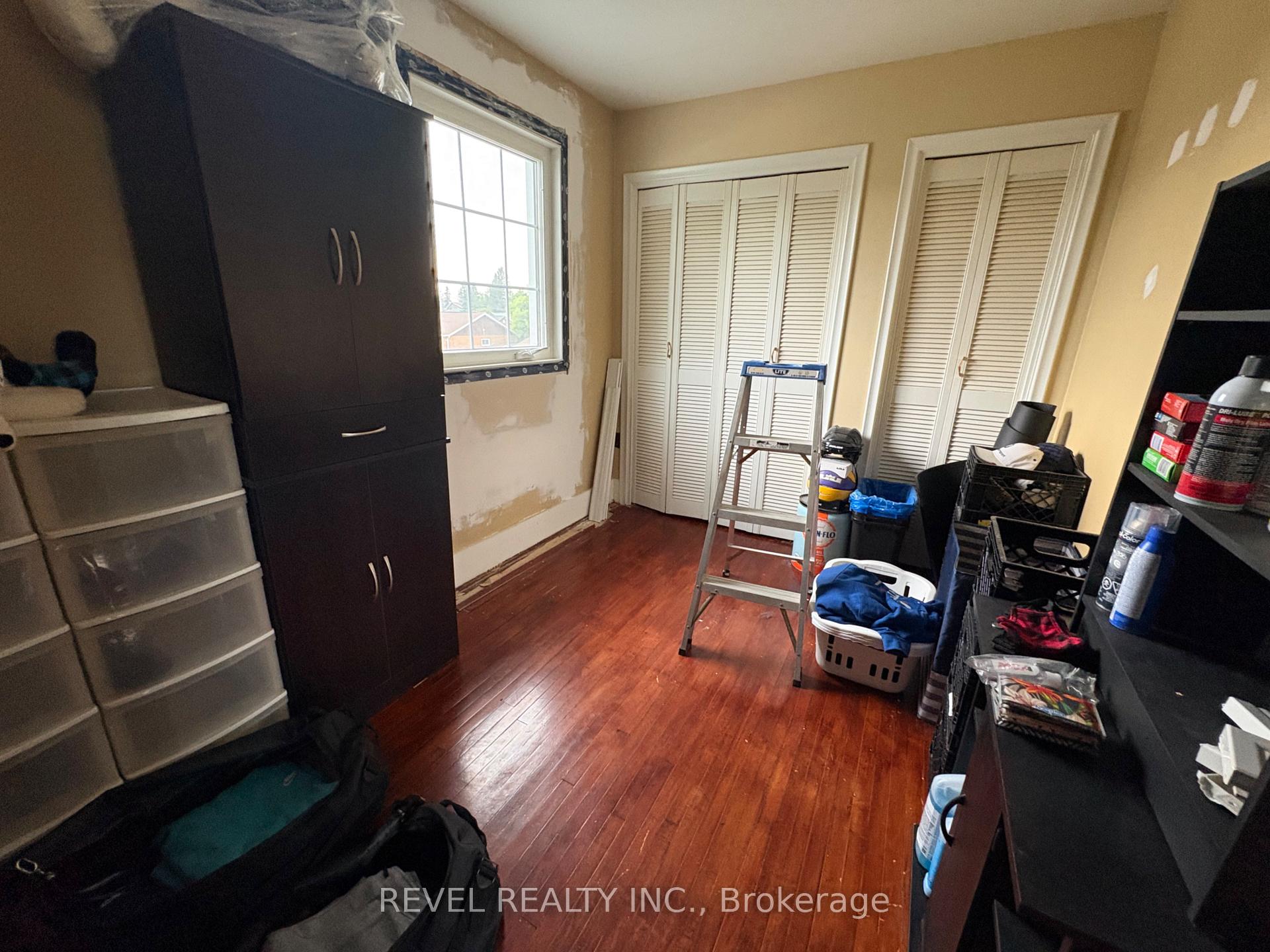 Photo 25 of 253 Fourth Avenue, Cochrane — HOMEH