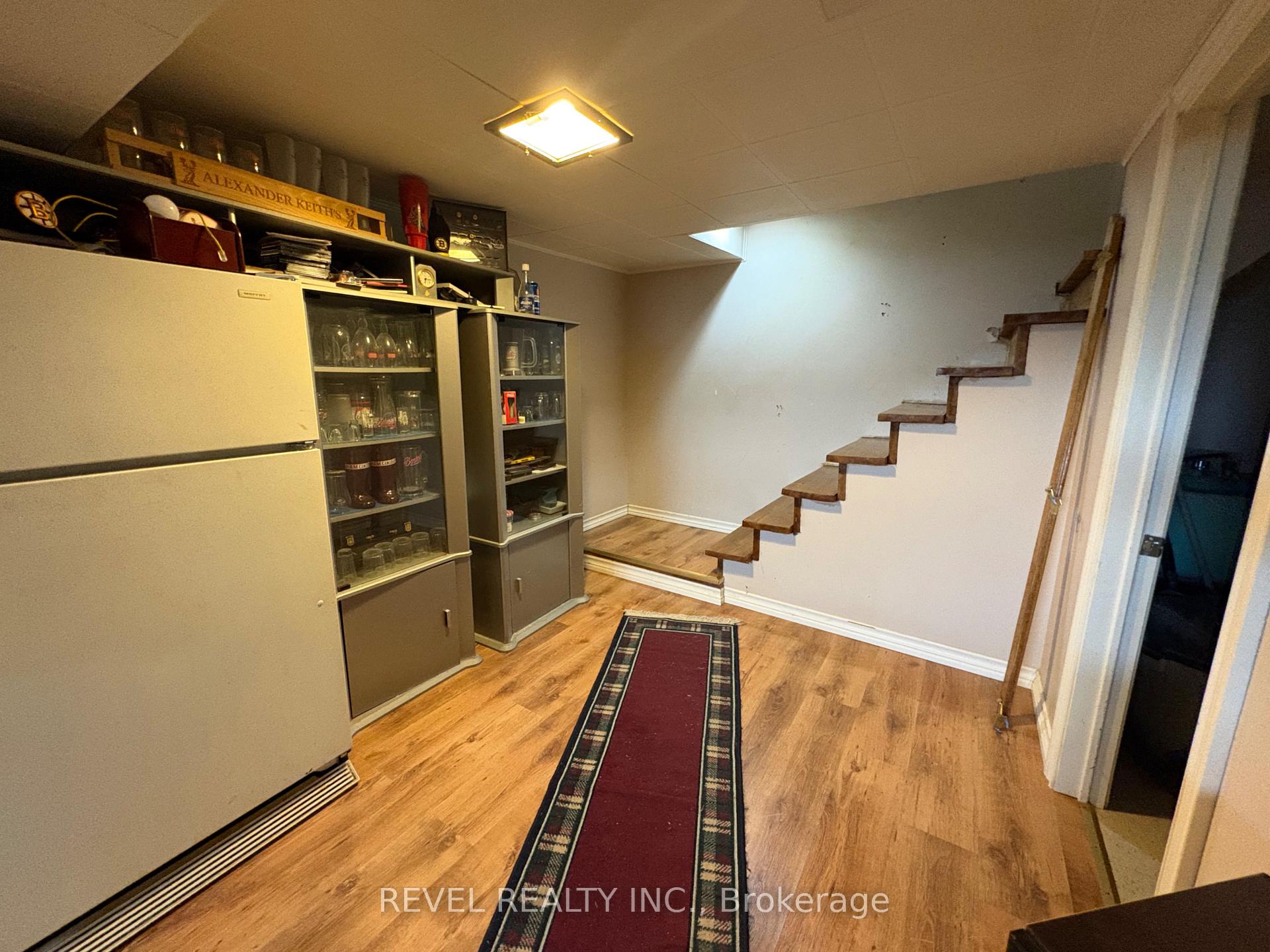 Photo 26 of 253 Fourth Avenue, Cochrane — HOMEH