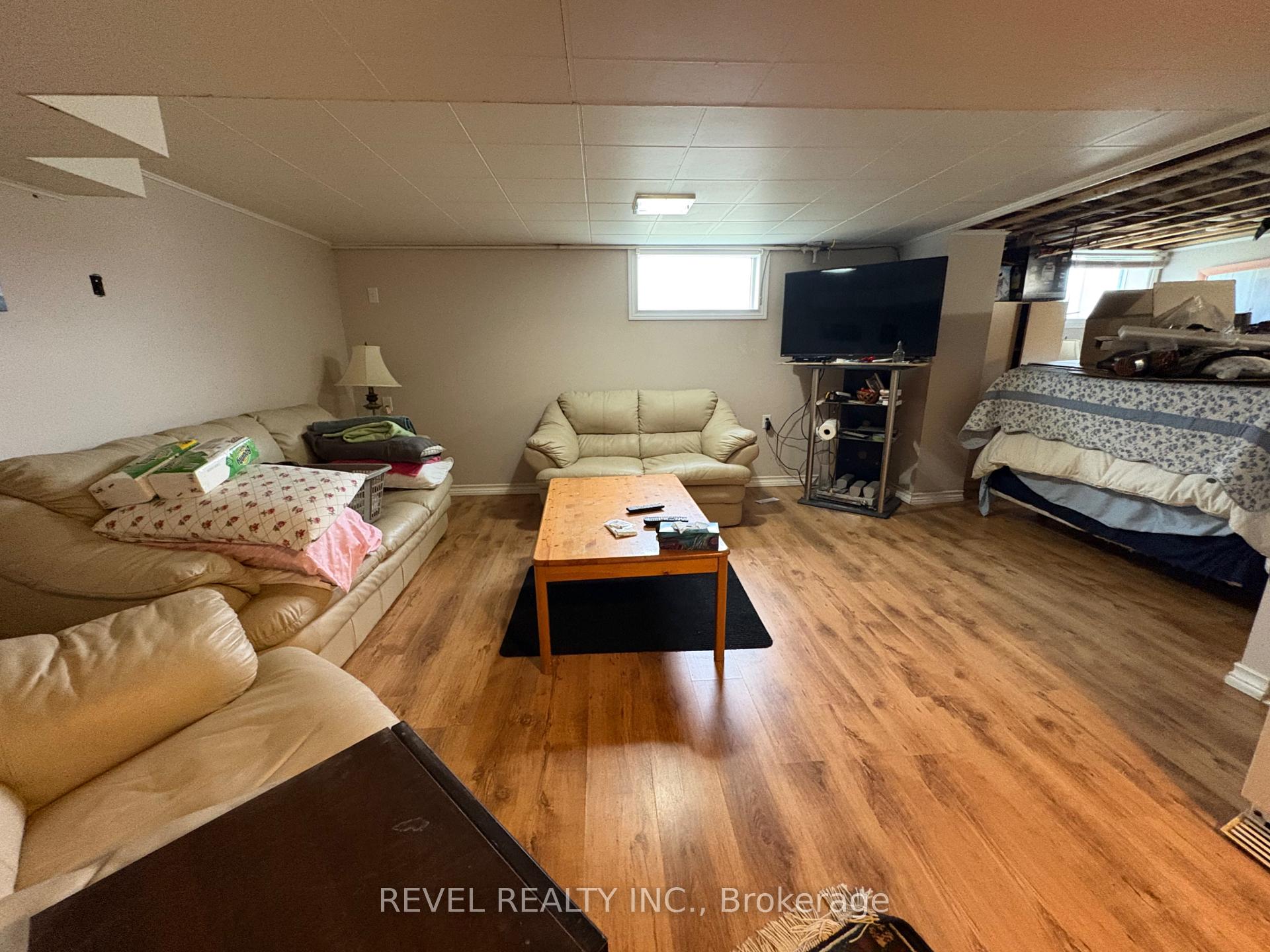 Photo 27 of 253 Fourth Avenue, Cochrane — HOMEH