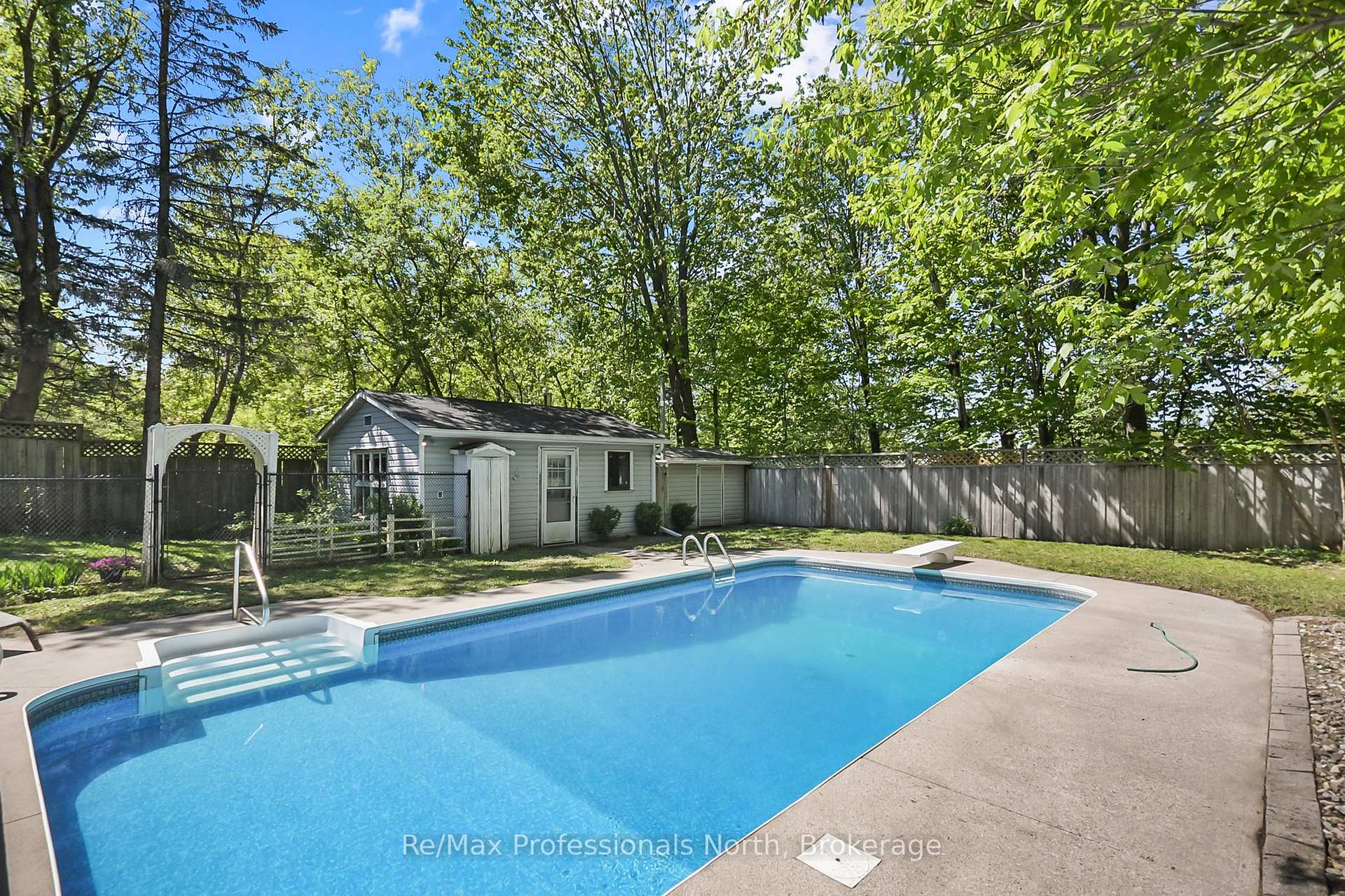 Photo 38 of 110 Fraser Street, Gravenhurst, Muskoka (S) — HOMEH